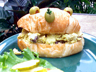 Photo of grinning sandwich