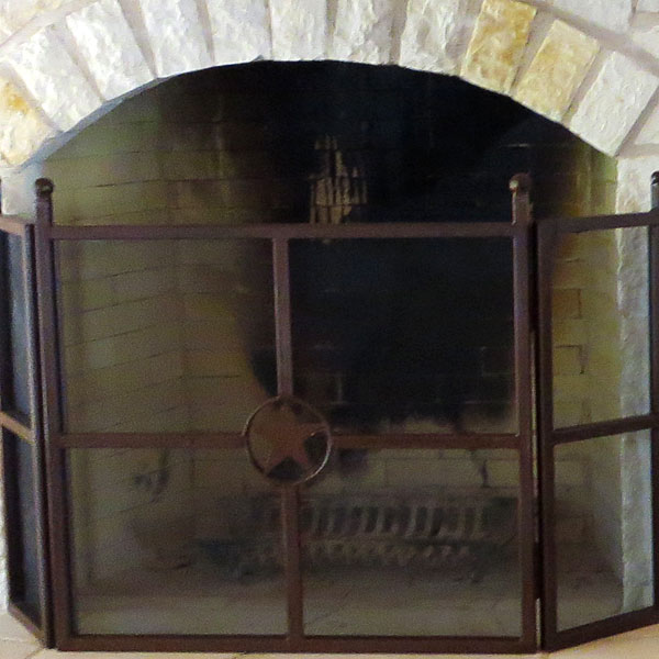 Photo - Fireplace before painting