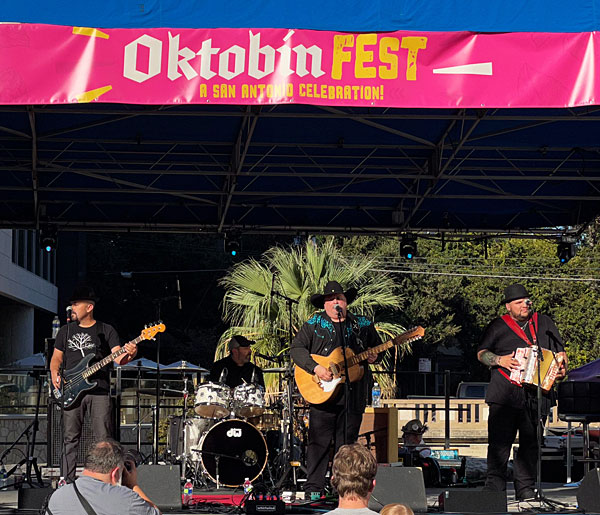 Photo - Los Texmaniacs performing at Octobinfest
