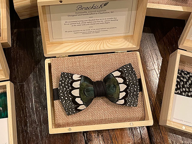 Photo: Bow tie made of feathers